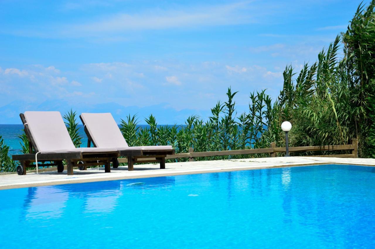 Beachfront Dionysos - With Private Villa Sidárion